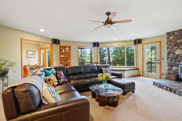 20550 Bellwood Ct, Foresthill, CA 95631