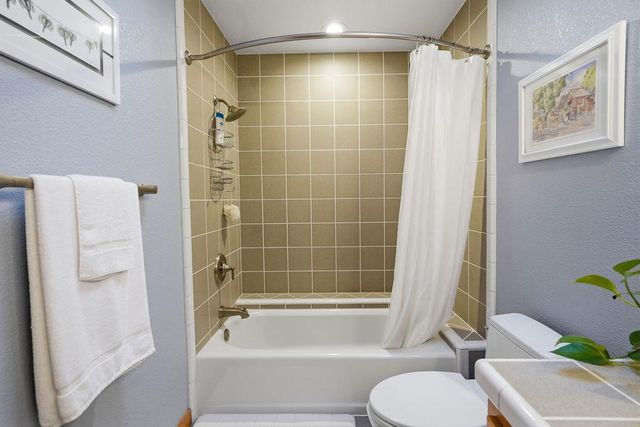 20550 Bellwood Ct, Foresthill, CA 95631