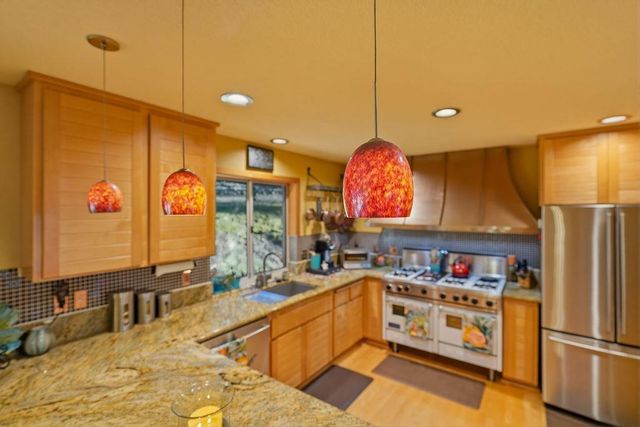 20550 Bellwood Ct, Foresthill, CA 95631