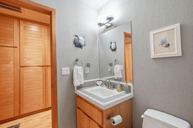 20550 Bellwood Ct, Foresthill, CA 95631