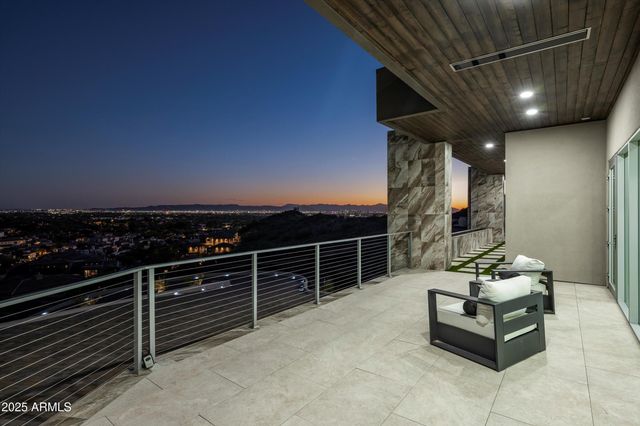 6800 N 39TH Place, Paradise Valley, AZ 85253