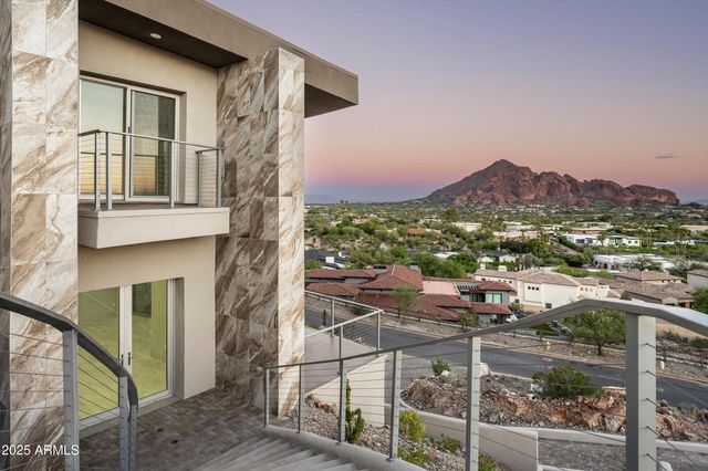 6800 N 39TH Place, Paradise Valley, AZ 85253