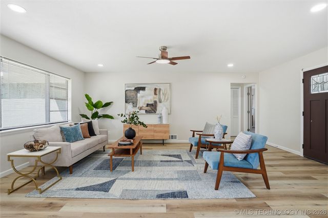 32868 E 171st Street S, Coweta, OK 74429