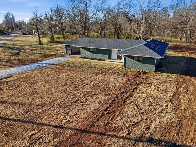 32868 E 171st Street S, Coweta, OK 74429