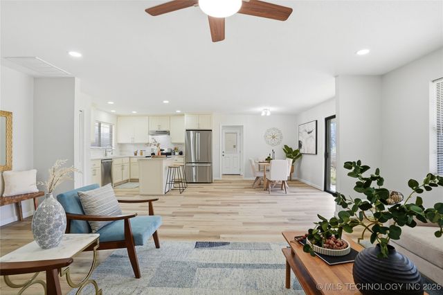 32868 E 171st Street S, Coweta, OK 74429