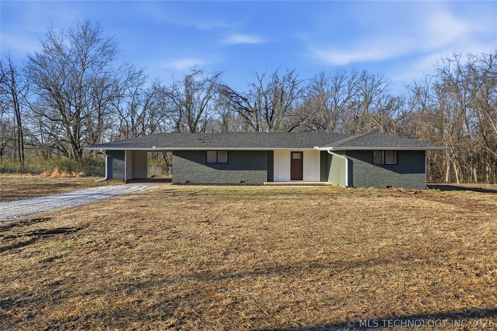 32868 E 171st Street S, Coweta, OK 74429