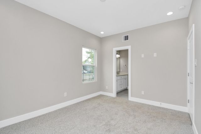 2903 Sherwood Green Lane, Houston, TX 77092