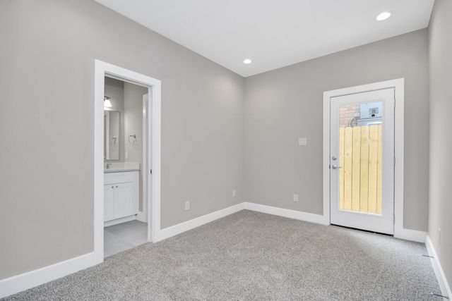2903 Sherwood Green Lane, Houston, TX 77092