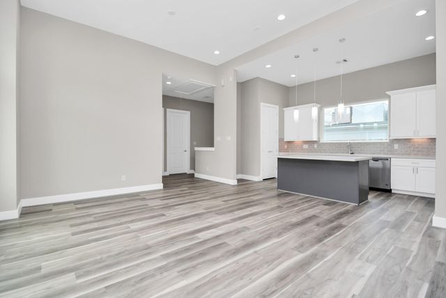 2903 Sherwood Green Lane, Houston, TX 77092