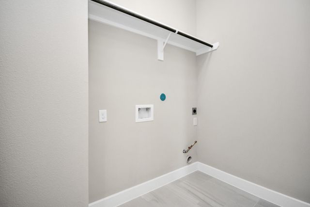 2903 Sherwood Green Lane, Houston, TX 77092