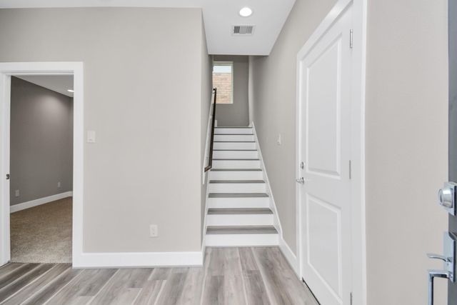 2903 Sherwood Green Lane, Houston, TX 77092