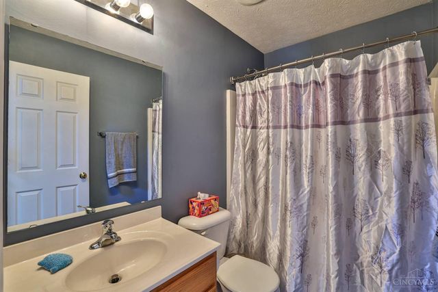 6203 Silver Wood Drive, Hamilton Twp, OH 45152