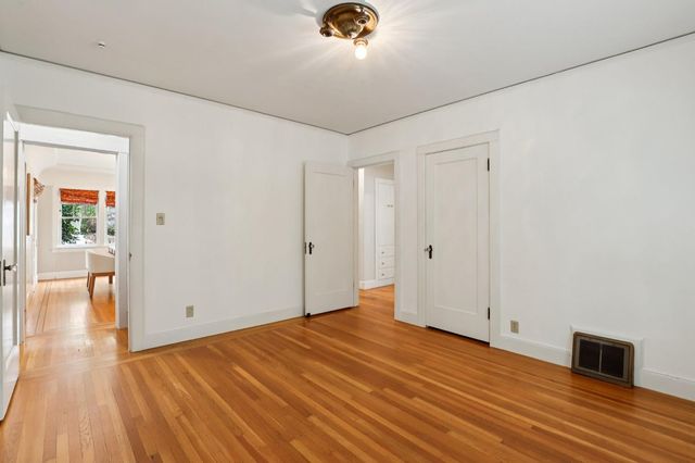 2200 2nd Ave, Sacramento, CA 95818