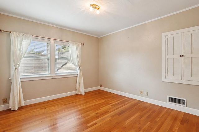 2200 2nd Ave, Sacramento, CA 95818