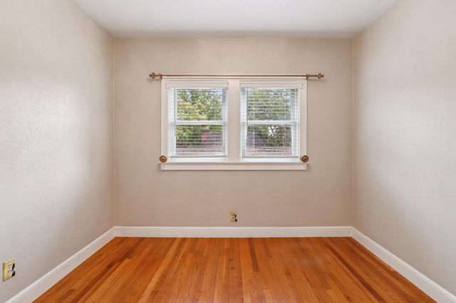 2200 2nd Ave, Sacramento, CA 95818