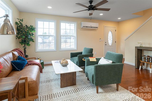 622 N Main Street, Canton, NC 28716