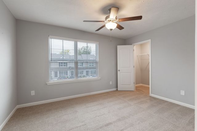 1011 Tradition Trl, Murfreesboro, TN 37130