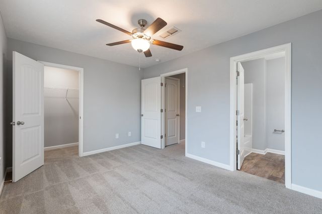 1011 Tradition Trl, Murfreesboro, TN 37130