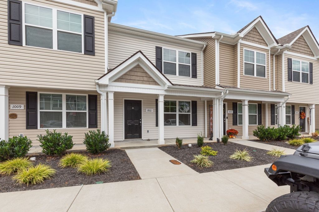 1011 Tradition Trl, Murfreesboro, TN 37130