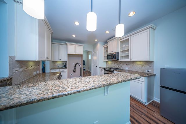8485 Middle River Way, North Charleston, SC 29420