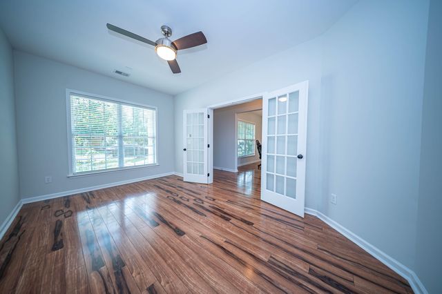 8485 Middle River Way, North Charleston, SC 29420