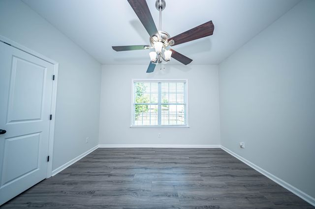 8485 Middle River Way, North Charleston, SC 29420
