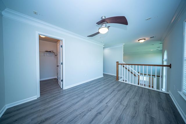 8485 Middle River Way, North Charleston, SC 29420