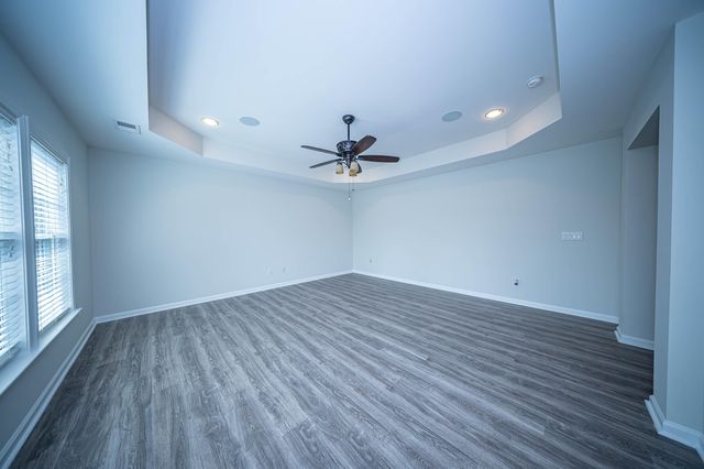 8485 Middle River Way, North Charleston, SC 29420