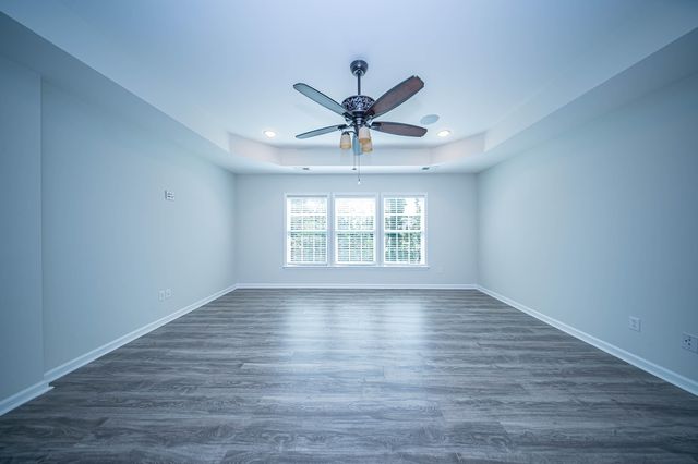8485 Middle River Way, North Charleston, SC 29420