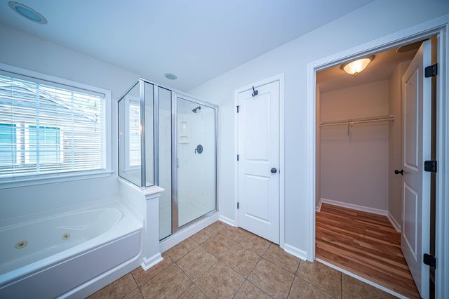 8485 Middle River Way, North Charleston, SC 29420