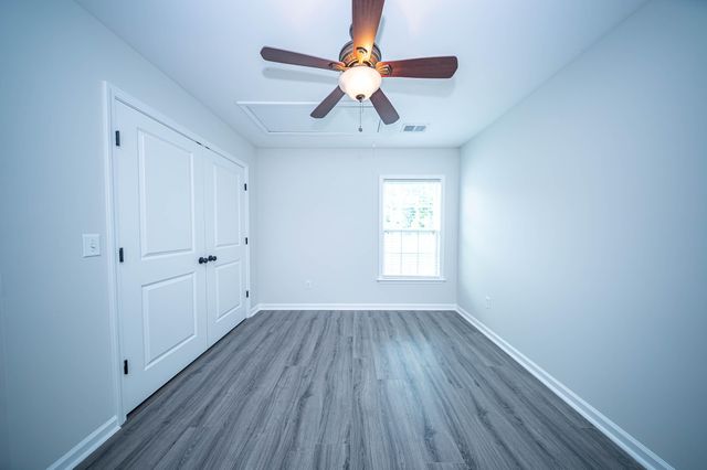 8485 Middle River Way, North Charleston, SC 29420