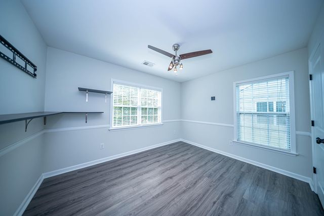 8485 Middle River Way, North Charleston, SC 29420