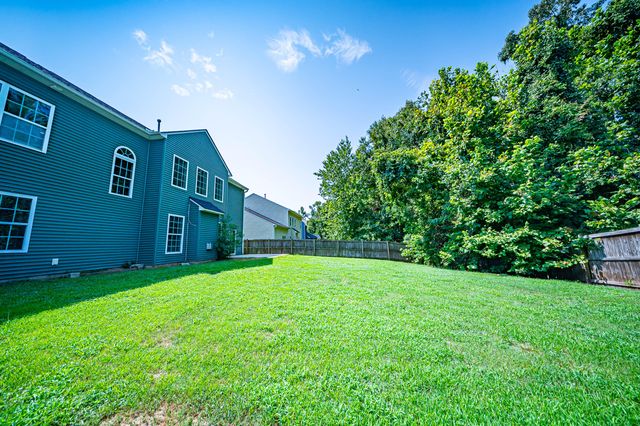 8485 Middle River Way, North Charleston, SC 29420