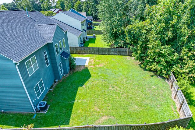 8485 Middle River Way, North Charleston, SC 29420