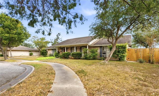 6410 Clearlake Circ, Corpus Christi, TX 78413