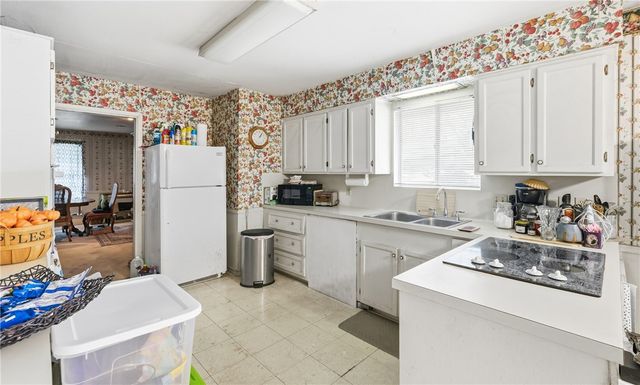 6410 Clearlake Circ, Corpus Christi, TX 78413