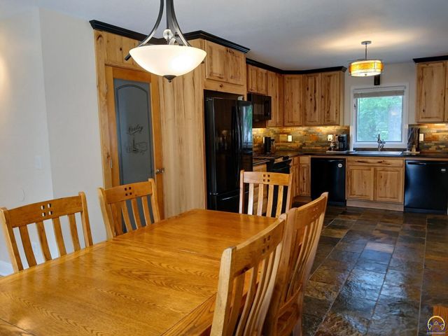301 SW Yorkshire RD, Topeka, KS 66606