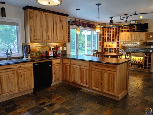 301 SW Yorkshire RD, Topeka, KS 66606