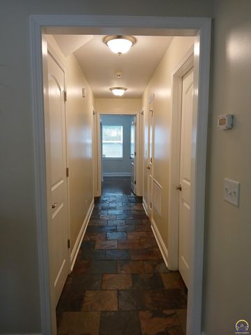 301 SW Yorkshire RD, Topeka, KS 66606