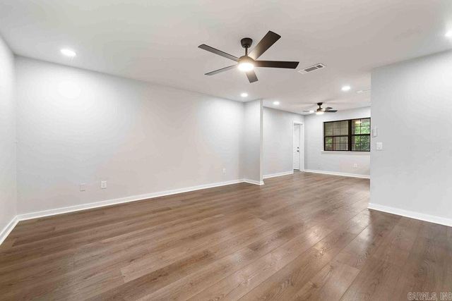 724 2Nd Ave, Conway, AR 72032