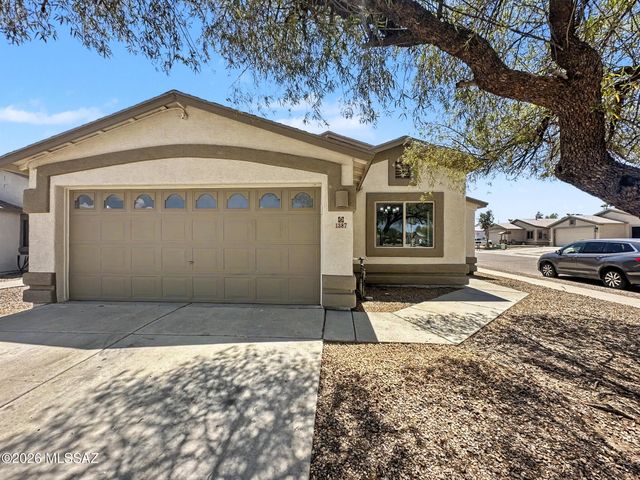 1387 W Calle Rio Lobo, Tucson, AZ 85714