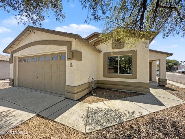 1387 W Calle Rio Lobo, Tucson, AZ 85714