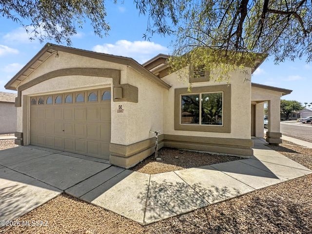 1387 W Calle Rio Lobo, Tucson, AZ 85714