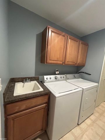 52028 Naugatuck Drive, Macomb Twp, MI 48042