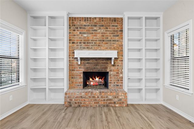 1301 Essex Green, College Station, TX 77845