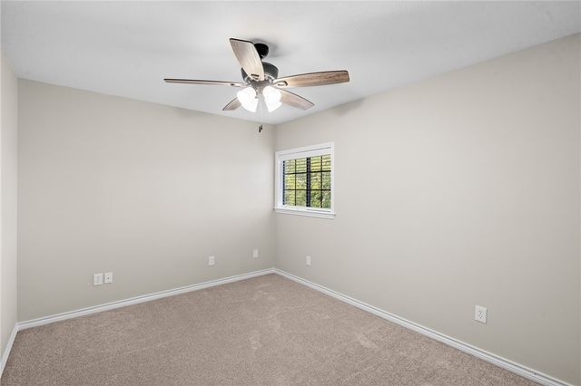 1301 Essex Green, College Station, TX 77845