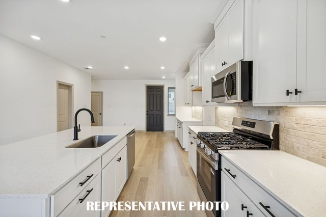 3551 Pierce Lane, Grand Prairie, TX 75052