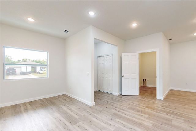 8675 101st Court, Vero Beach, FL 32967