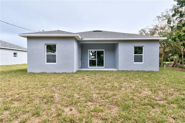 8675 101st Court, Vero Beach, FL 32967