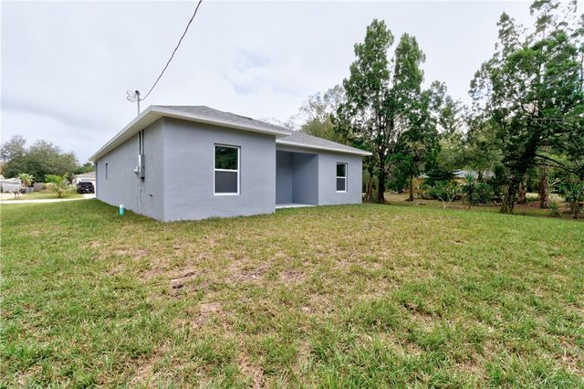 8675 101st Court, Vero Beach, FL 32967